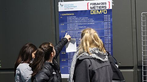 forum DEM²O 2024 _ couv Lycéennes au forum DEM²O UPHF 2024